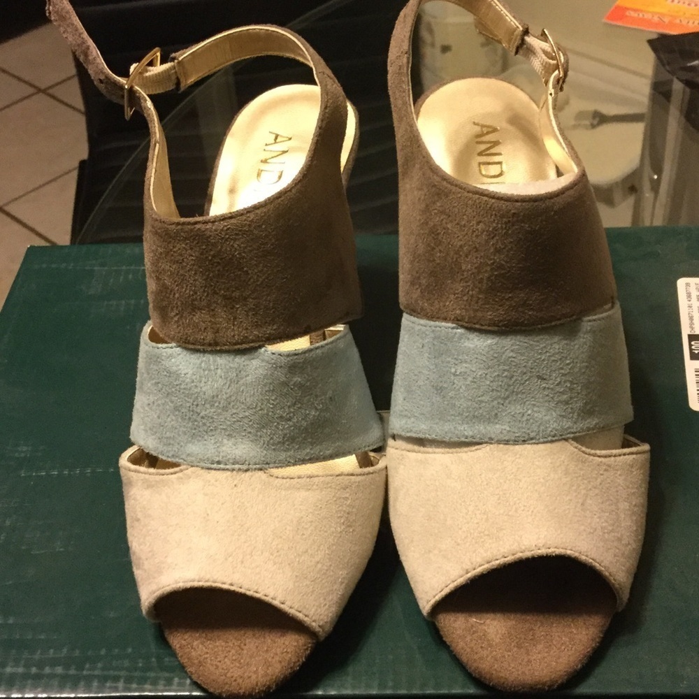 Andiamo Lorelei Kid Suede Shoes
